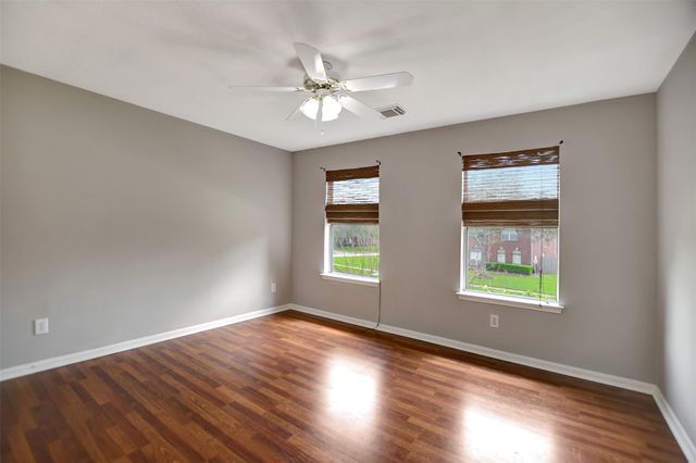 1709 Orlando Street, Friendswood, TX 77546