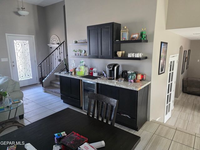 953 BOSCOBEL Street, El Paso, TX 79928