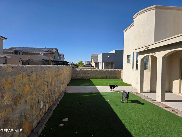 953 BOSCOBEL Street, El Paso, TX 79928
