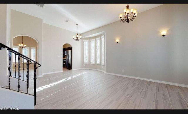953 BOSCOBEL Street, El Paso, TX 79928