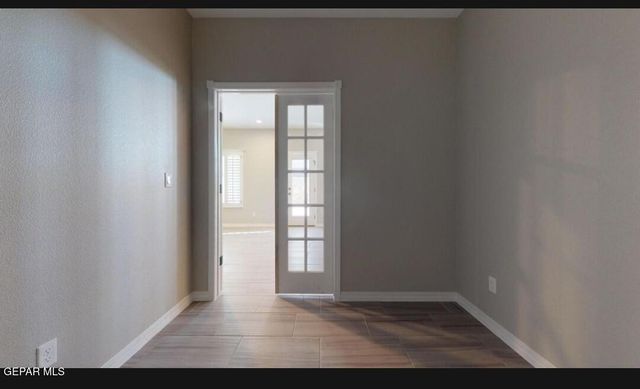 953 BOSCOBEL Street, El Paso, TX 79928
