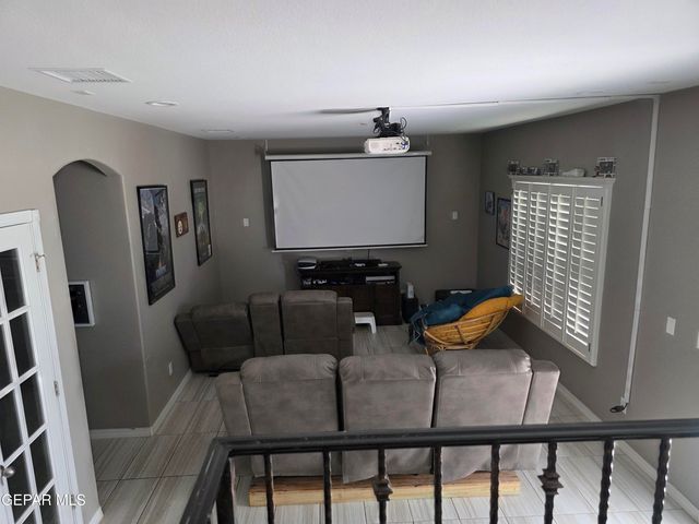 953 BOSCOBEL Street, El Paso, TX 79928