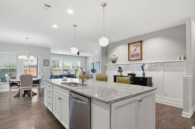 673 Village Green Ln, Okatie, SC 29909