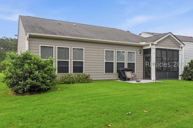 673 Village Green Ln, Okatie, SC 29909