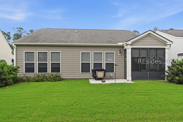 673 Village Green Ln, Okatie, SC 29909
