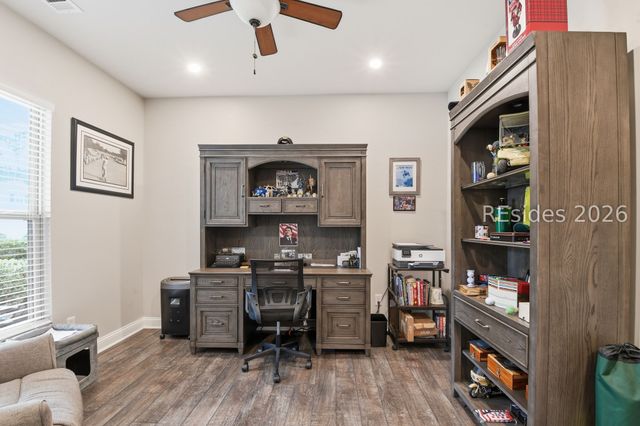673 Village Green Ln, Okatie, SC 29909