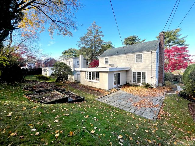 146 Quaker Ridge Road, Manhasset, NY 11030