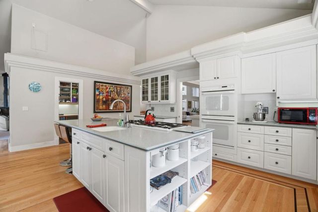 24106 Deerpath Road, Saratoga, CA 95070