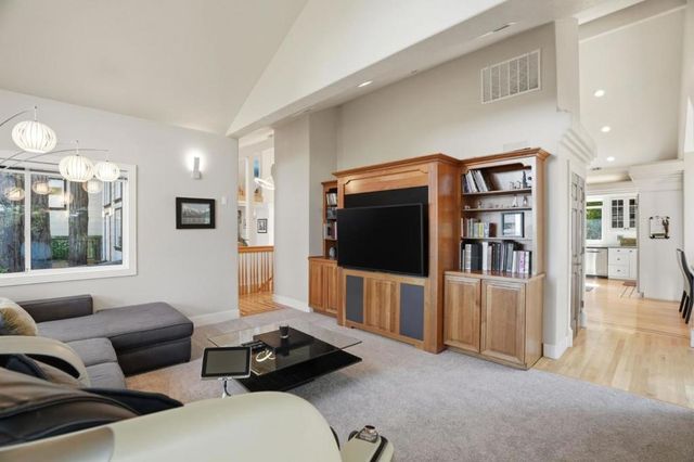 24106 Deerpath Road, Saratoga, CA 95070