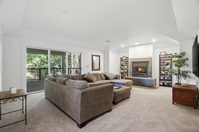 24106 Deerpath Road, Saratoga, CA 95070