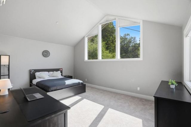 24106 Deerpath Road, Saratoga, CA 95070