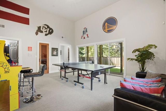 24106 Deerpath Road, Saratoga, CA 95070
