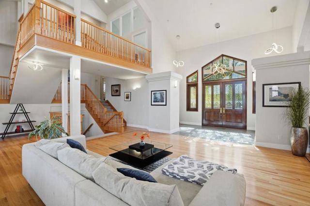 24106 Deerpath Road, Saratoga, CA 95070