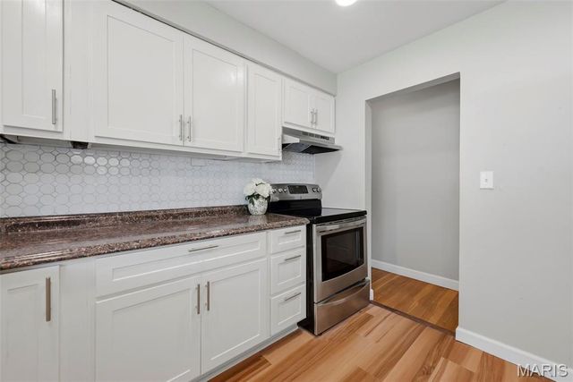 10501 Hoyt Drive, St Louis, MO 63137