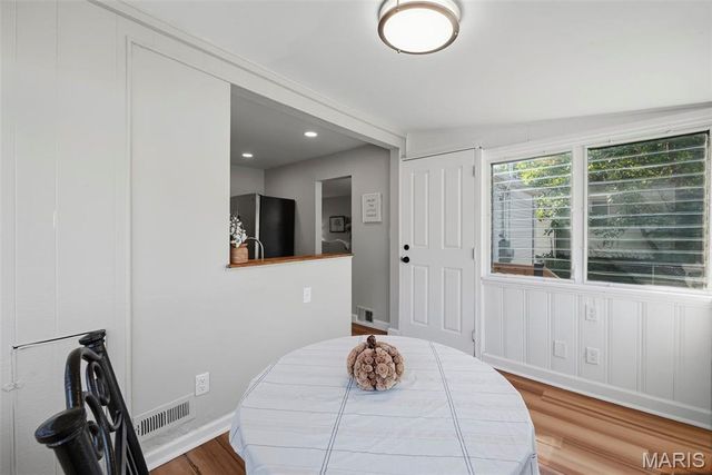 10501 Hoyt Drive, St Louis, MO 63137