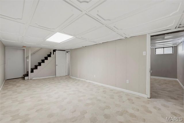 10501 Hoyt Drive, St Louis, MO 63137
