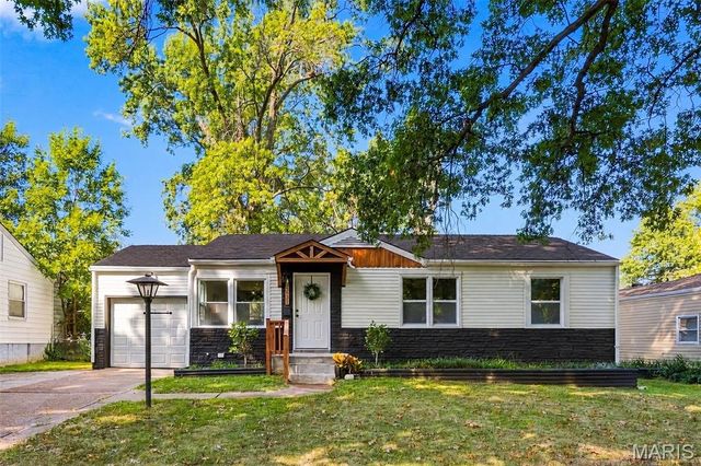 10501 Hoyt Drive, St Louis, MO 63137