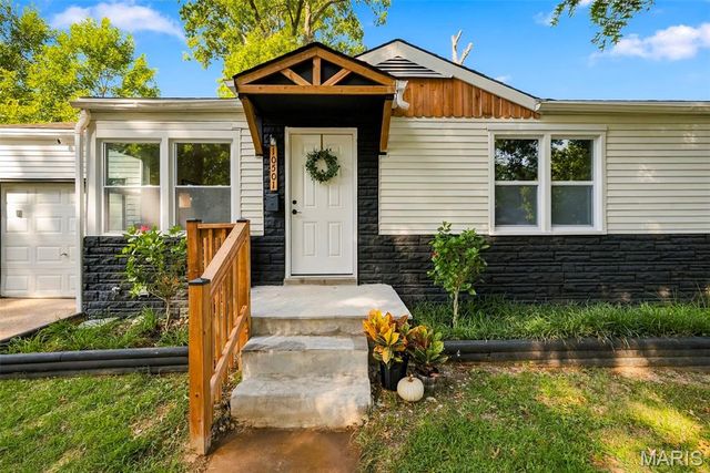 10501 Hoyt Drive, St Louis, MO 63137