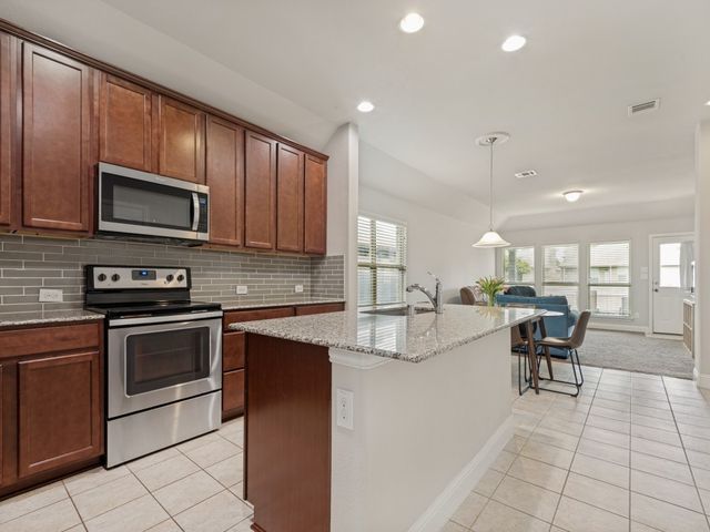 13117 Upland Meadow Court, Fort Worth, TX 76244