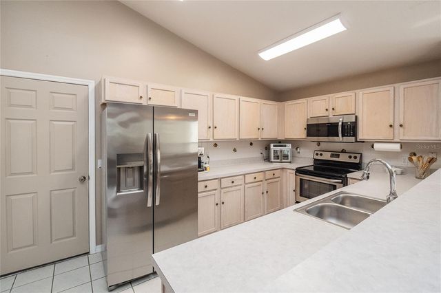 227 WHITTIER STREET, Davenport, FL 33896