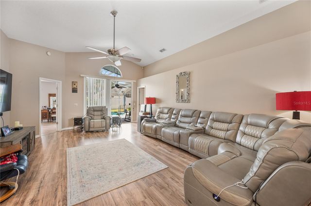 227 WHITTIER STREET, Davenport, FL 33896
