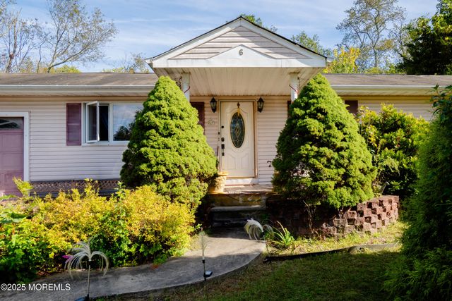 6 Harold Place, Manchester, NJ 08759