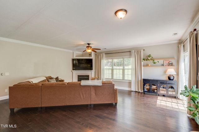 29 Dunham Circle, Johnson City, TN 37601