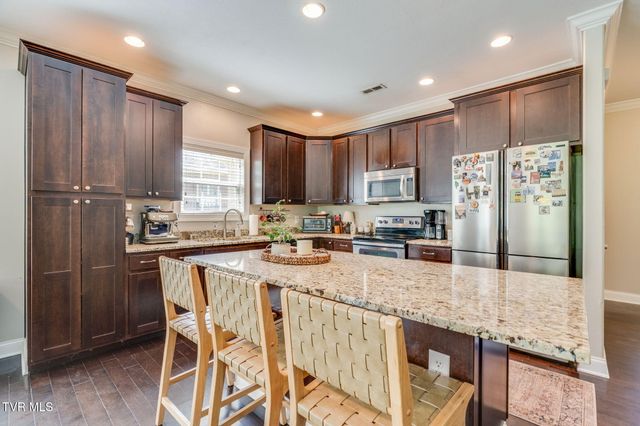 29 Dunham Circle, Johnson City, TN 37601