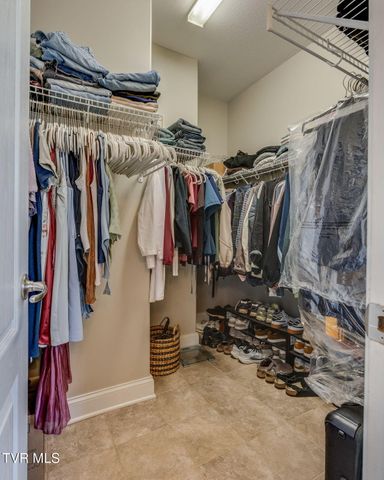 29 Dunham Circle, Johnson City, TN 37601