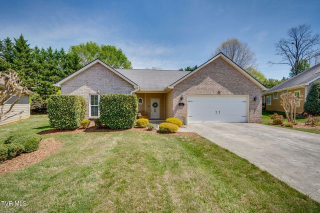 29 Dunham Circle, Johnson City, TN 37601