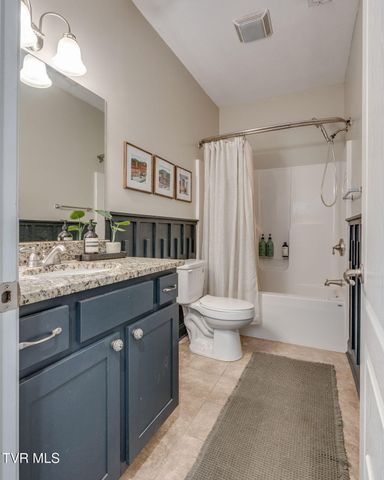 29 Dunham Circle, Johnson City, TN 37601