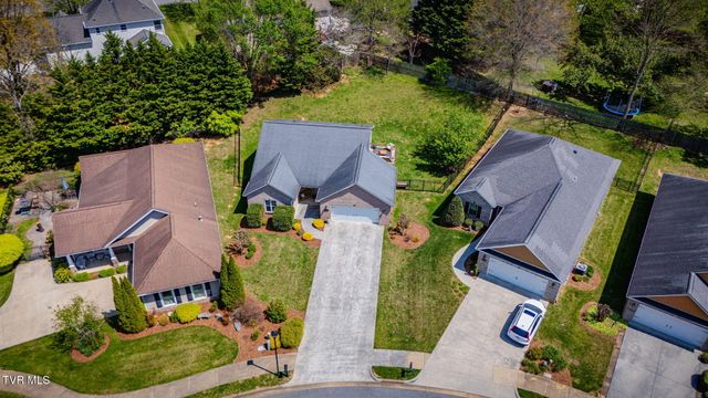 29 Dunham Circle, Johnson City, TN 37601