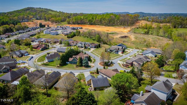 29 Dunham Circle, Johnson City, TN 37601