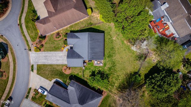 29 Dunham Circle, Johnson City, TN 37601