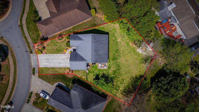 29 Dunham Circle, Johnson City, TN 37601