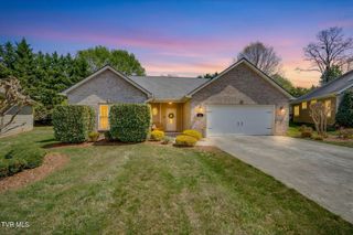 29 Dunham Circle, Johnson City, TN 37601
