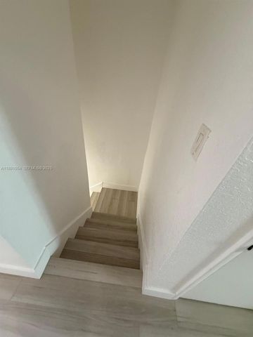 2655 NW 60th Way 195, Sunrise, FL 33313