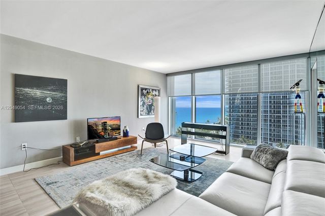 10275 Collins Ave 1116, Bal Harbour, FL 33154
