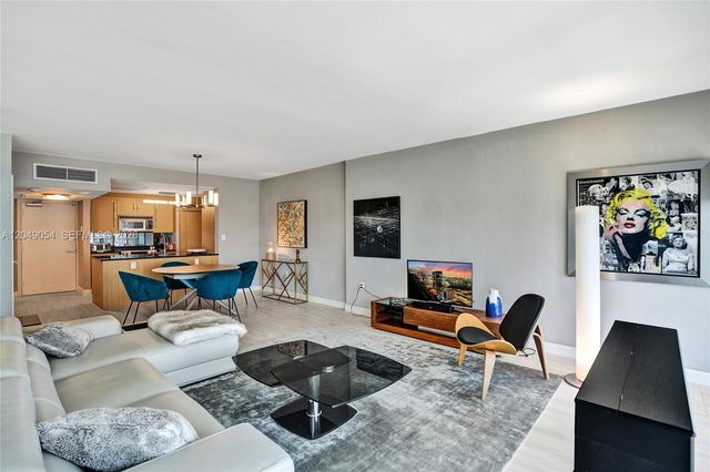 10275 Collins Ave 1116, Bal Harbour, FL 33154
