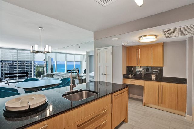10275 Collins Ave 1116, Bal Harbour, FL 33154
