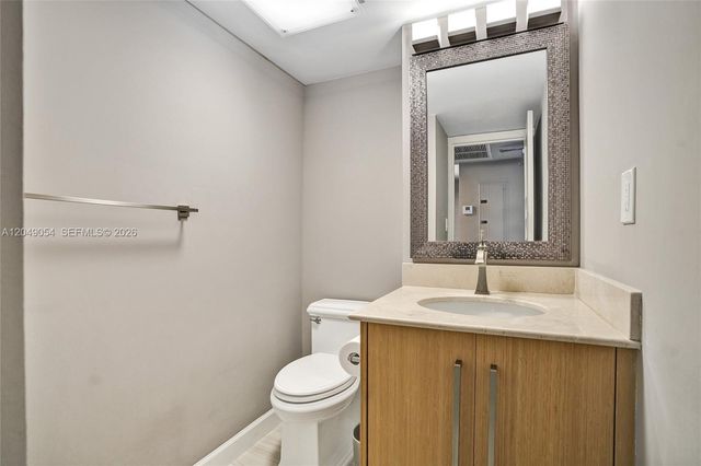 10275 Collins Ave 1116, Bal Harbour, FL 33154