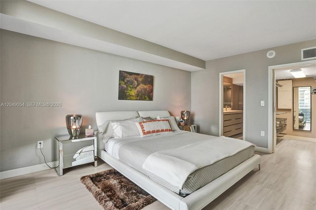 10275 Collins Ave 1116, Bal Harbour, FL 33154