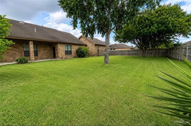 506 Orchard Court, Weslaco, TX 78596