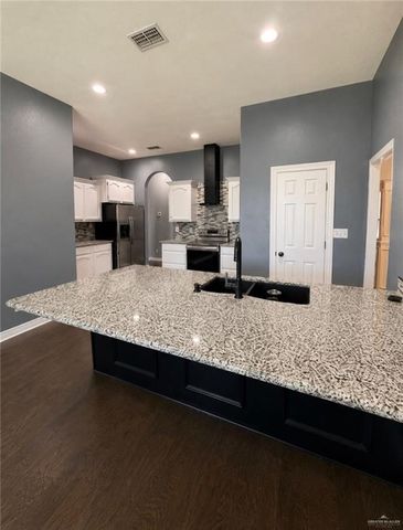506 Orchard Court, Weslaco, TX 78596