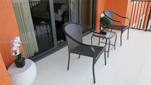 100 Andalusia Ave 402, Coral Gables, FL 33134