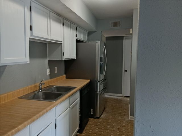 12517 Corona Lane, Houston, TX 77072