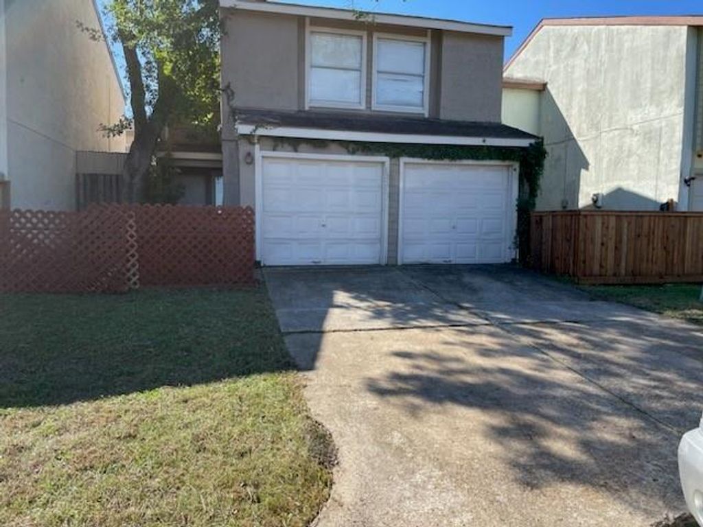 12517 Corona Lane, Houston, TX 77072