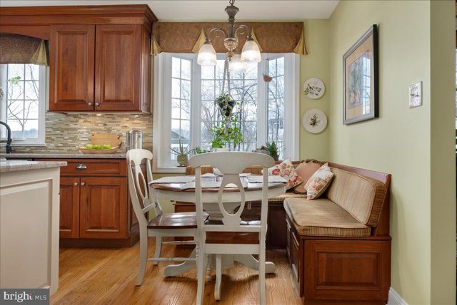 8 MILL CREEK RD, Holland, PA 18966