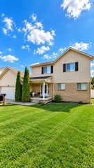 15818 E 14 Mile Road, Fraser, MI 48026