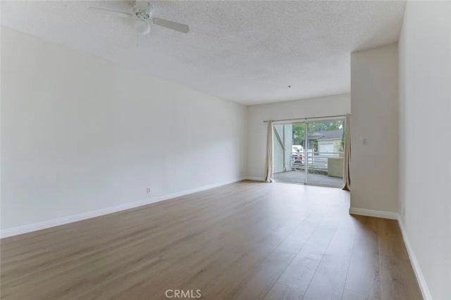 2900 Fairway Avenue 407, La Crescenta, CA 91214